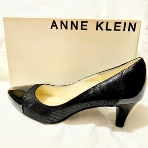 Anne Klein new iflex black pump heels 8.5M